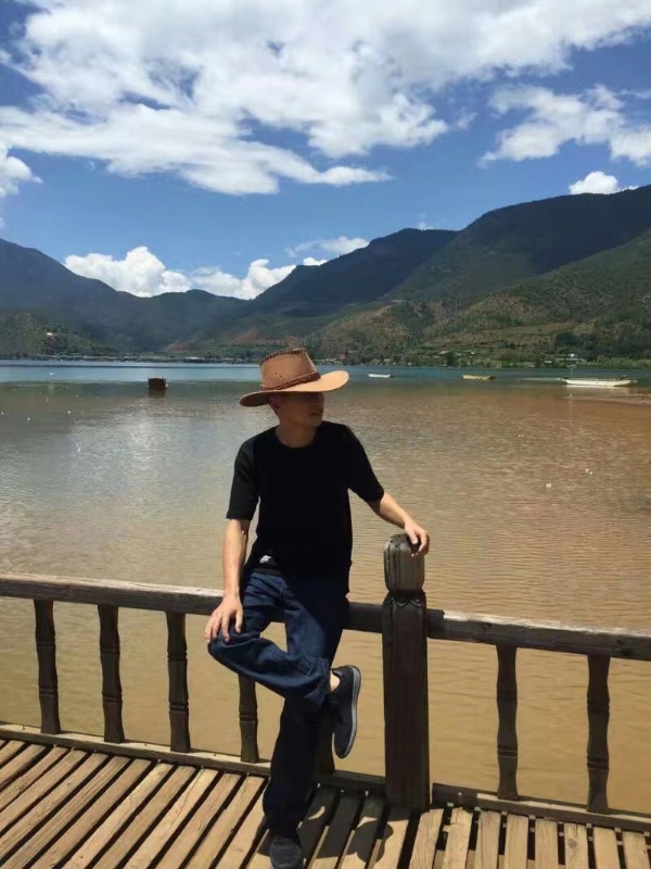 剑胆琴音的第一张照片--夹江中老年相亲网